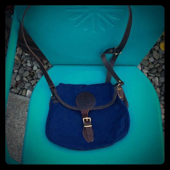 Handbags - 🦌 Duluth Pack Crossbody Purse